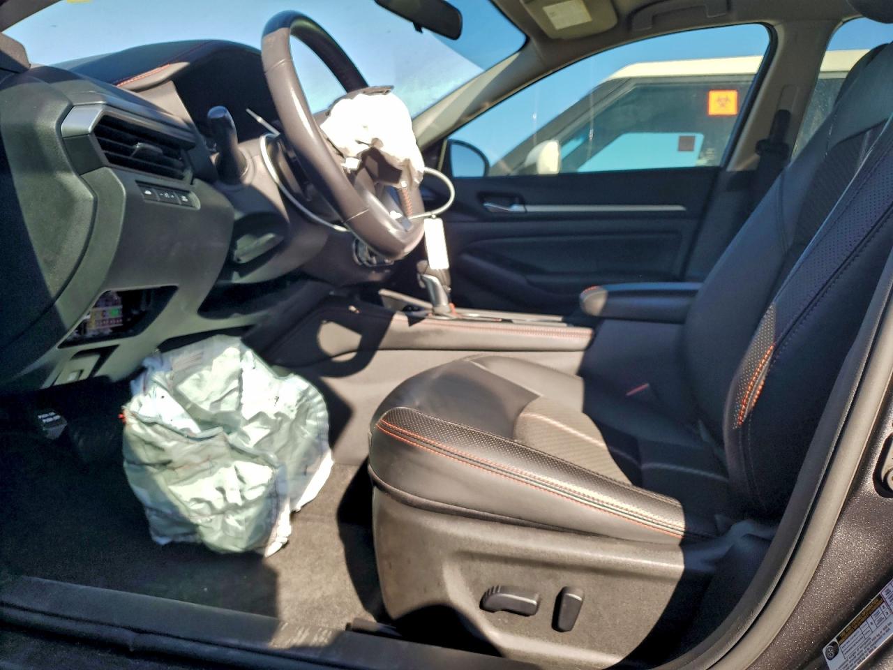 2024 NISSAN ALTIMA SR photo 13