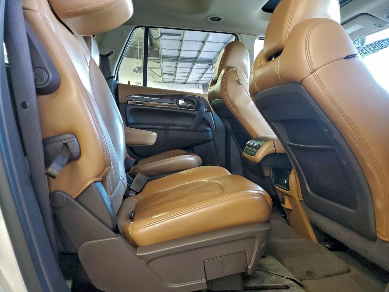 2014 BUICK ENCLAVE photo 11