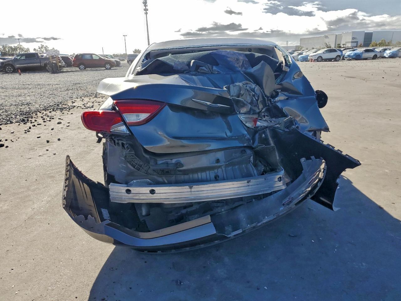2016 CHRYSLER 200 LIMITED photo 6