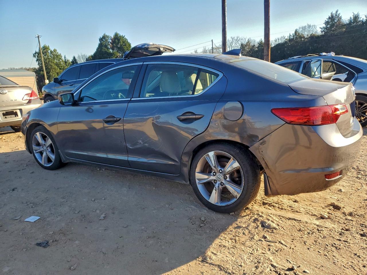 2015 ACURA ILX 20 TECH photo 3