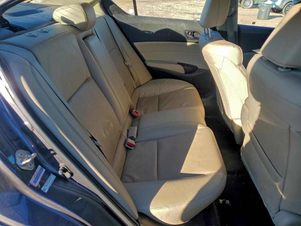 2015 ACURA ILX 20 TECH photo 19