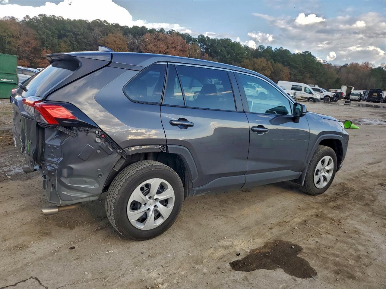 2025 TOYOTA RAV4 LE photo 5