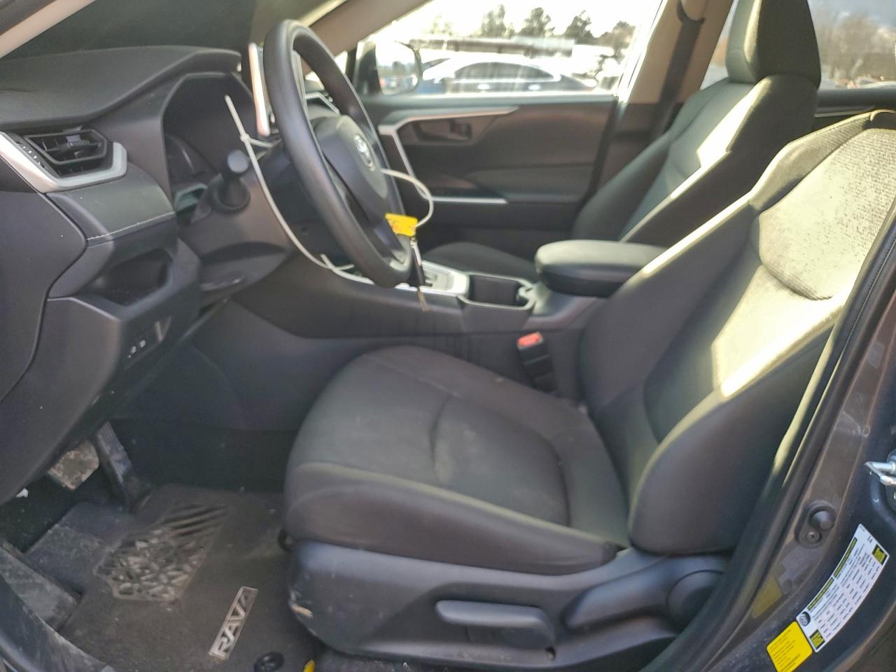2025 TOYOTA RAV4 LE photo 13