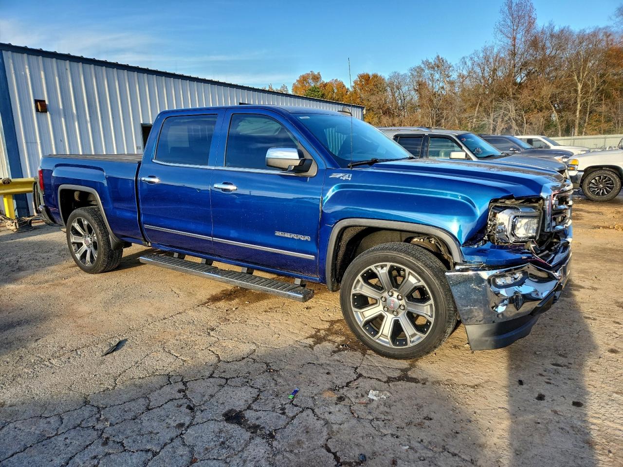 2017 GMC SIERRA K1500 SLT photo 4