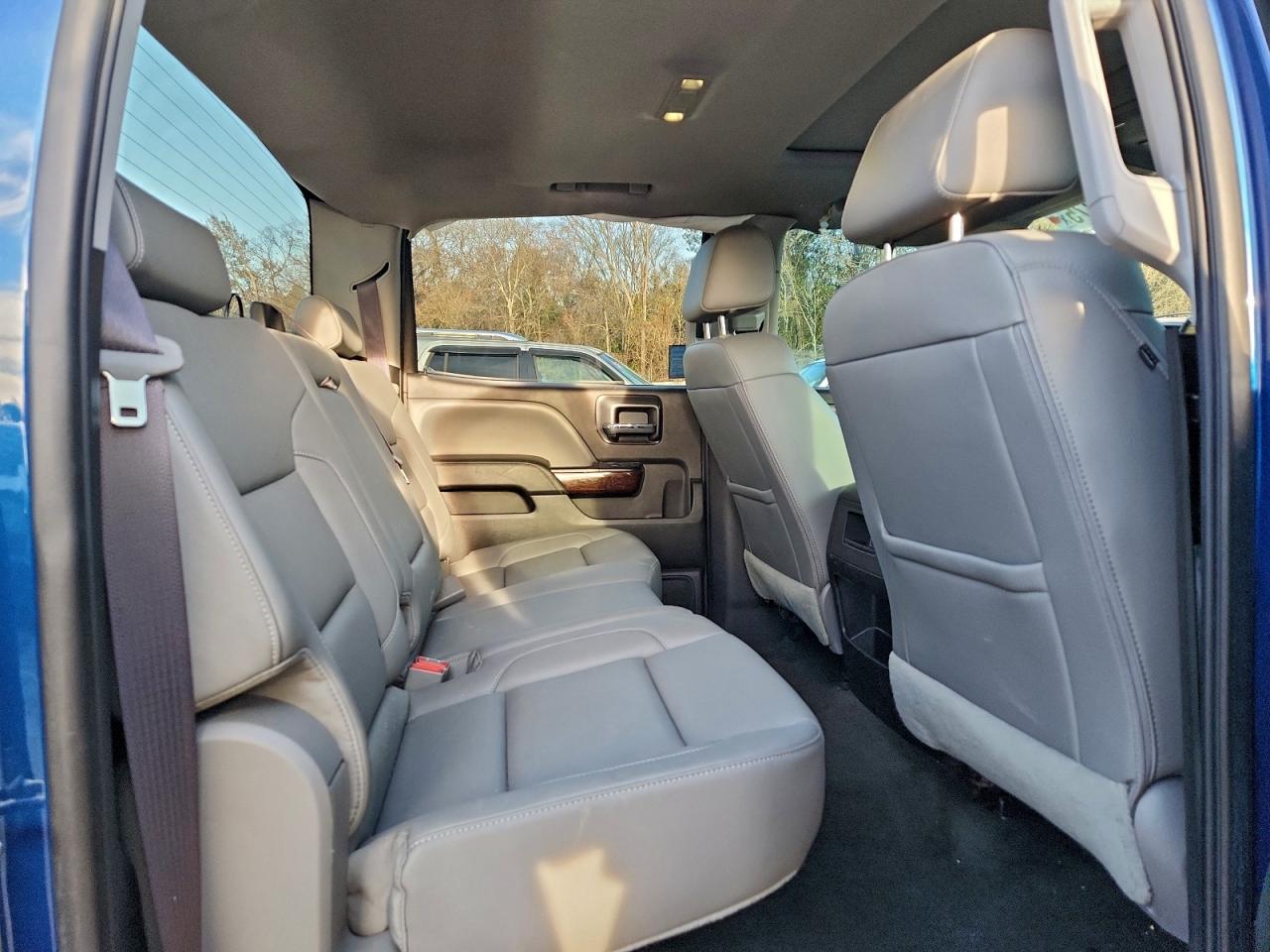 2017 GMC SIERRA K1500 SLT photo 10