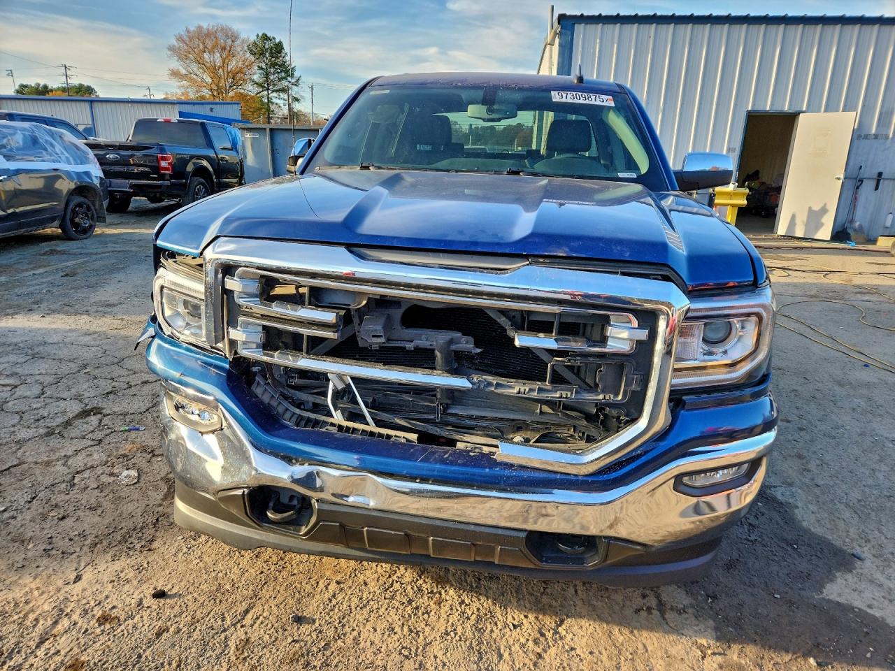 2017 GMC SIERRA K1500 SLT photo 5
