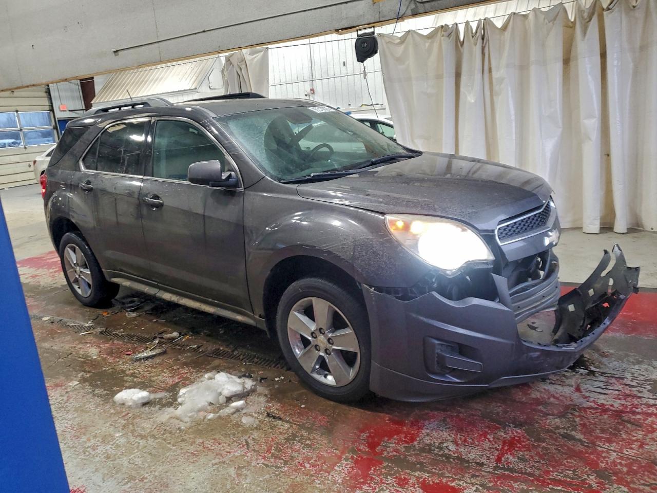 2013 CHEVROLET EQUINOX LT photo 4