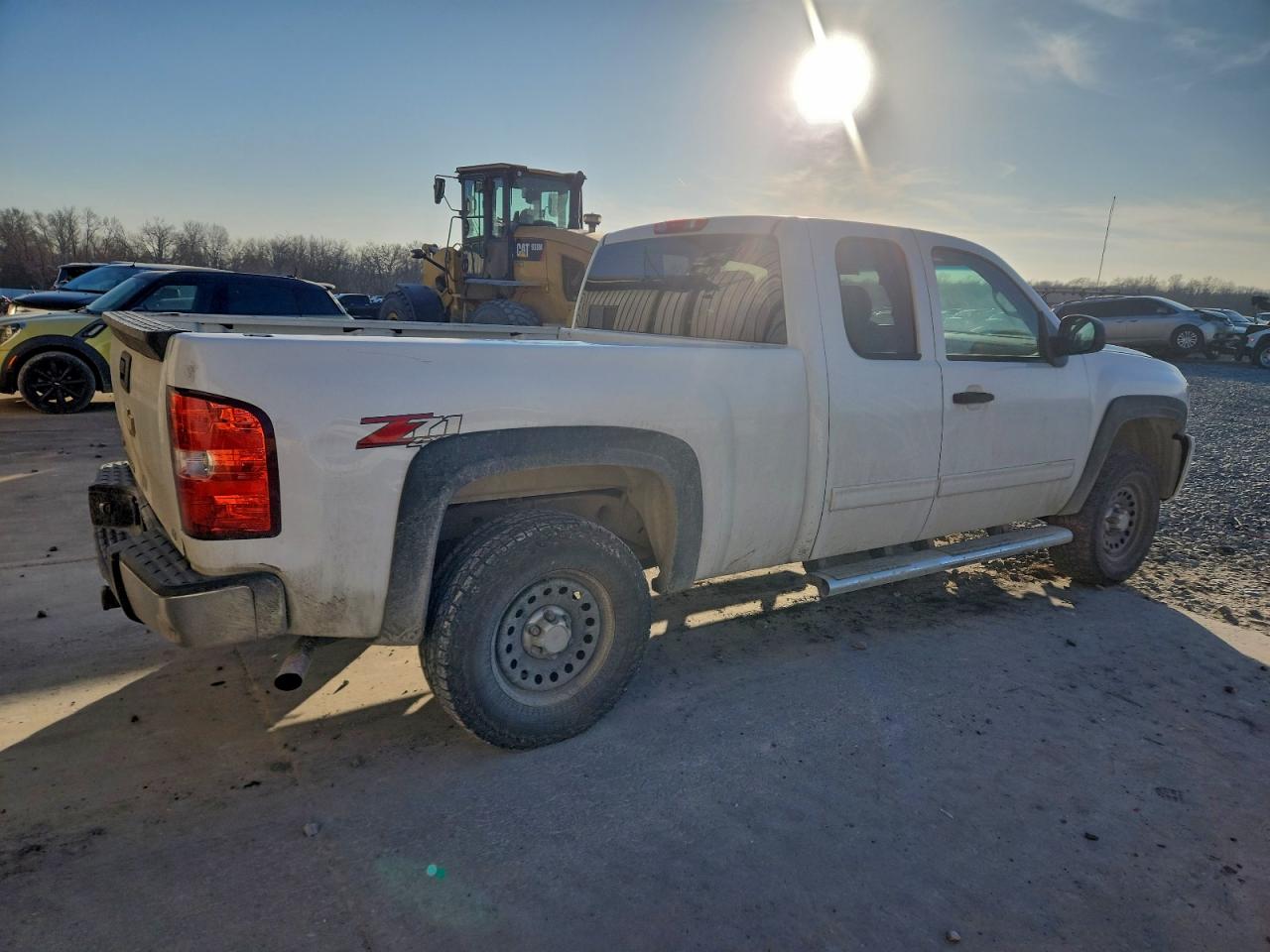 2010 CHEVROLET SILVERADO K1500 LT photo 3