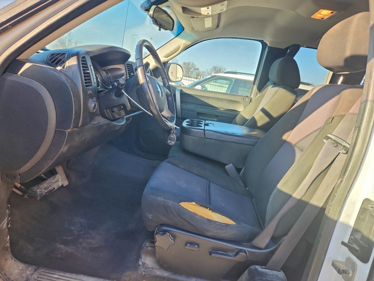2010 CHEVROLET SILVERADO K1500 LT photo 7