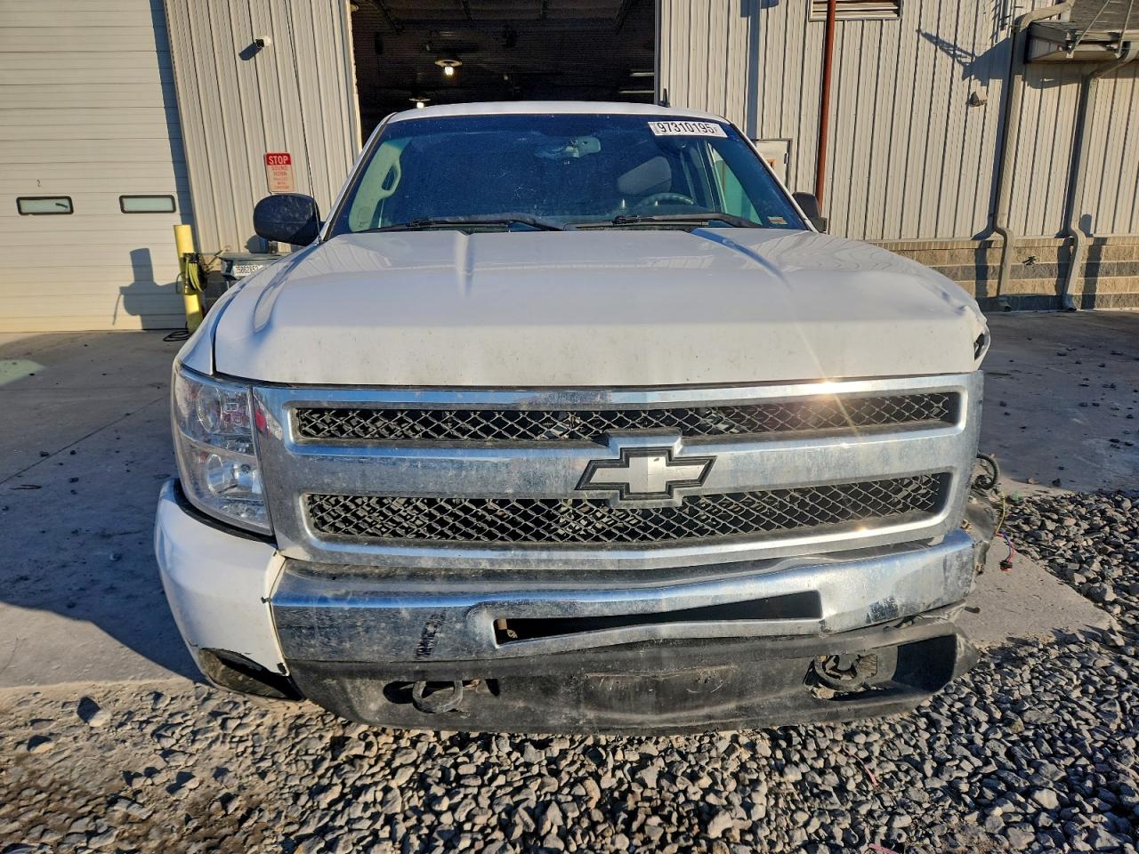 2010 CHEVROLET SILVERADO K1500 LT photo 5