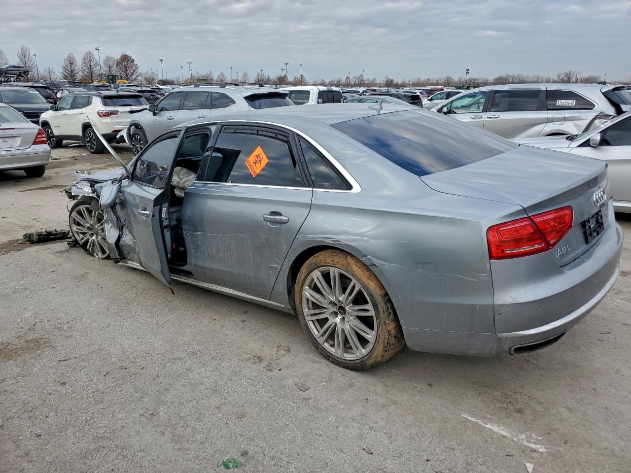 2013 AUDI A8 L QUATTRO photo 2