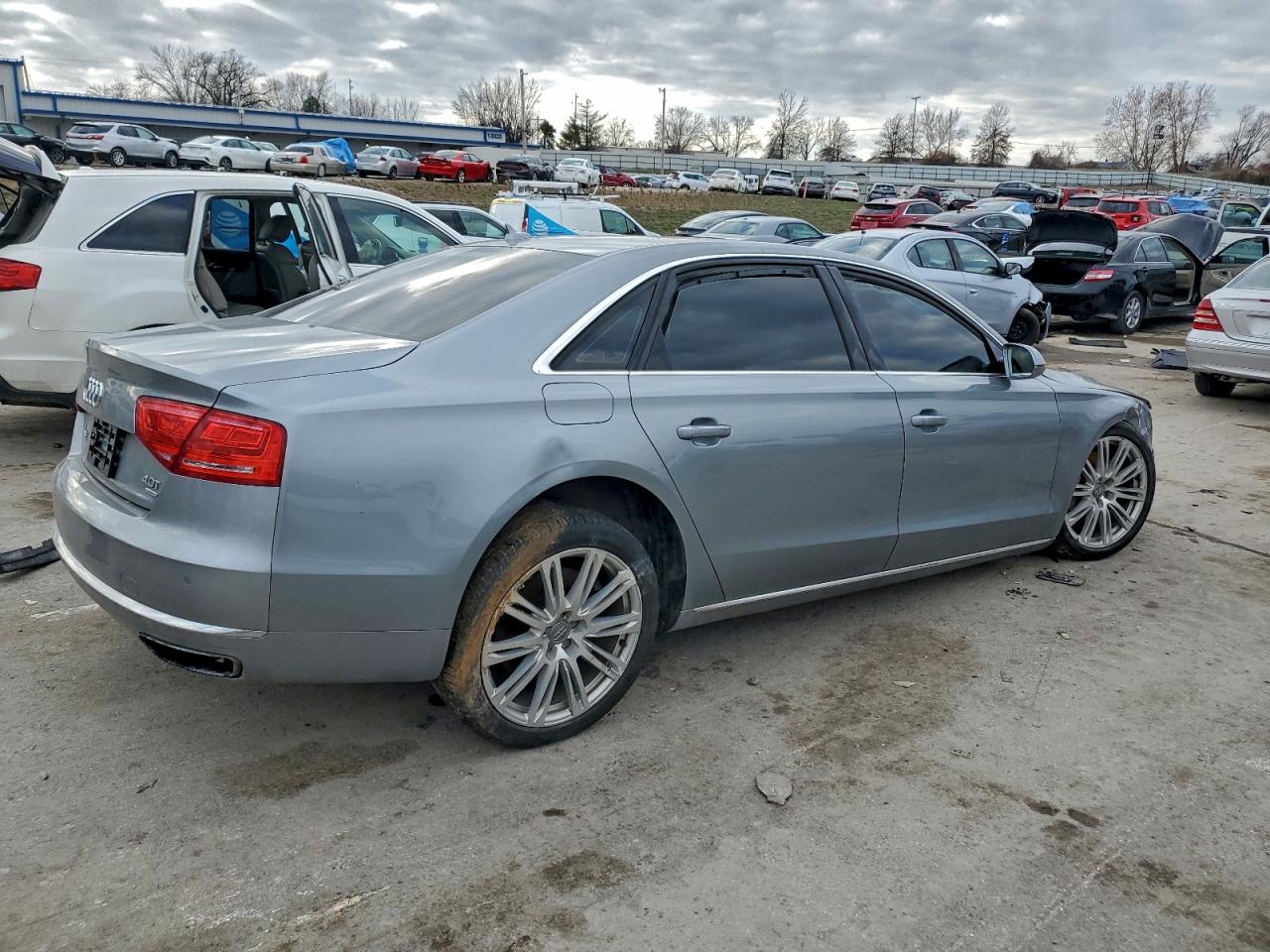 2013 AUDI A8 L QUATTRO photo 3