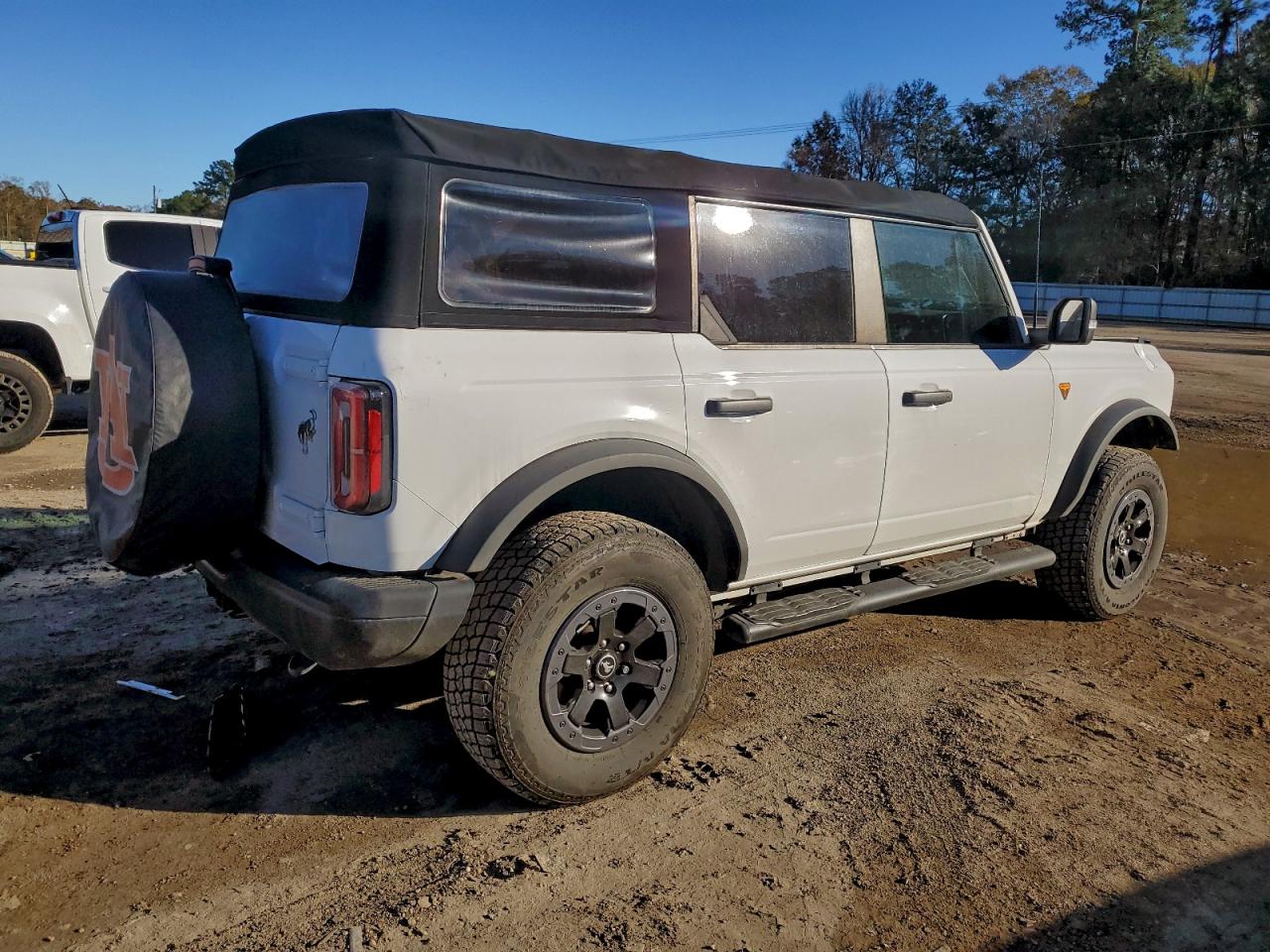 2021 FORD BRONCO BASE photo 3