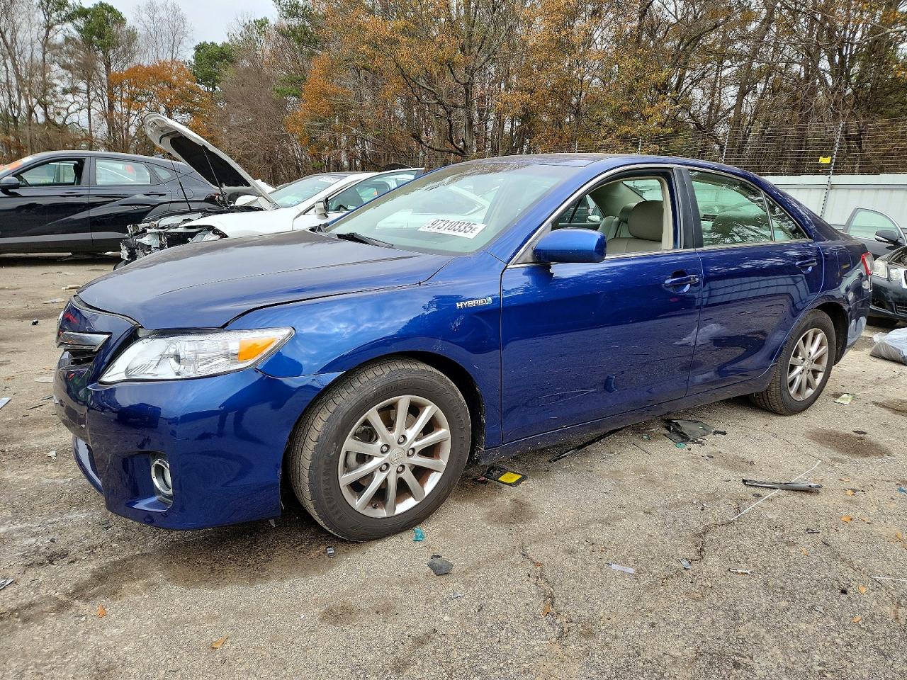 2011 TOYOTA CAMRY