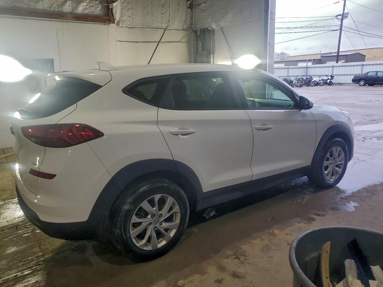 2020 HYUNDAI TUCSON SE photo 3