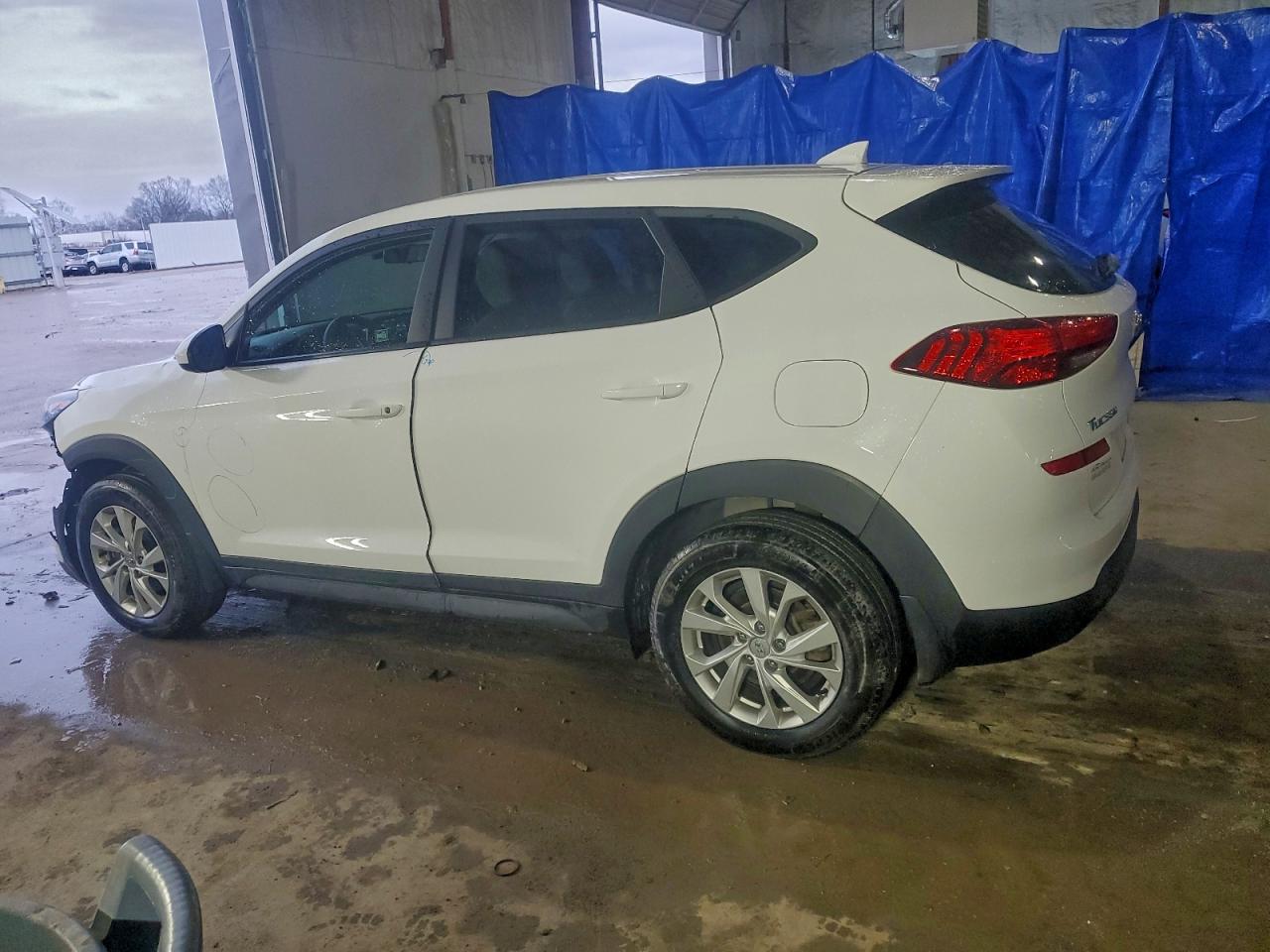 2020 HYUNDAI TUCSON SE photo 2
