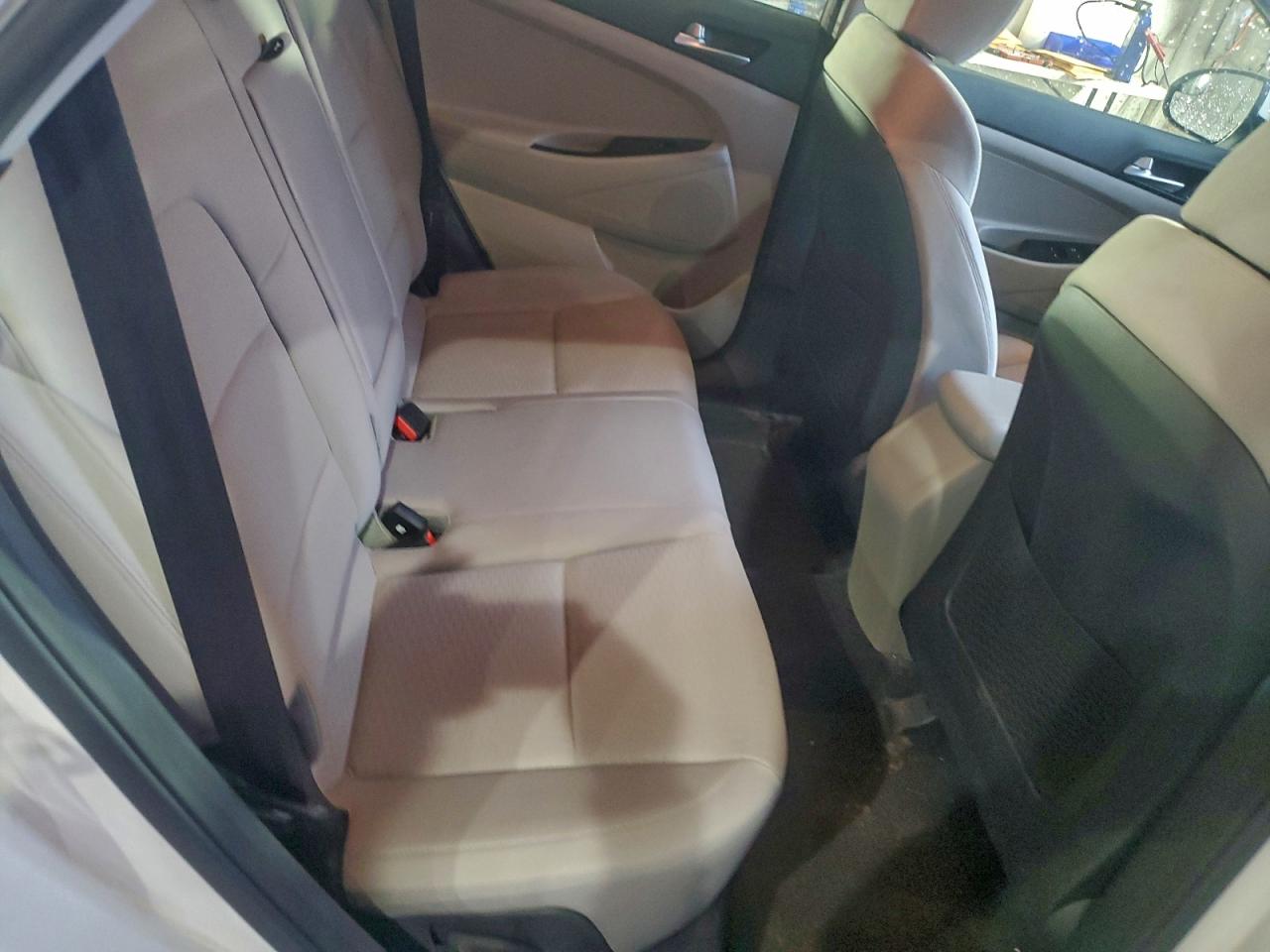 2020 HYUNDAI TUCSON SE photo 11