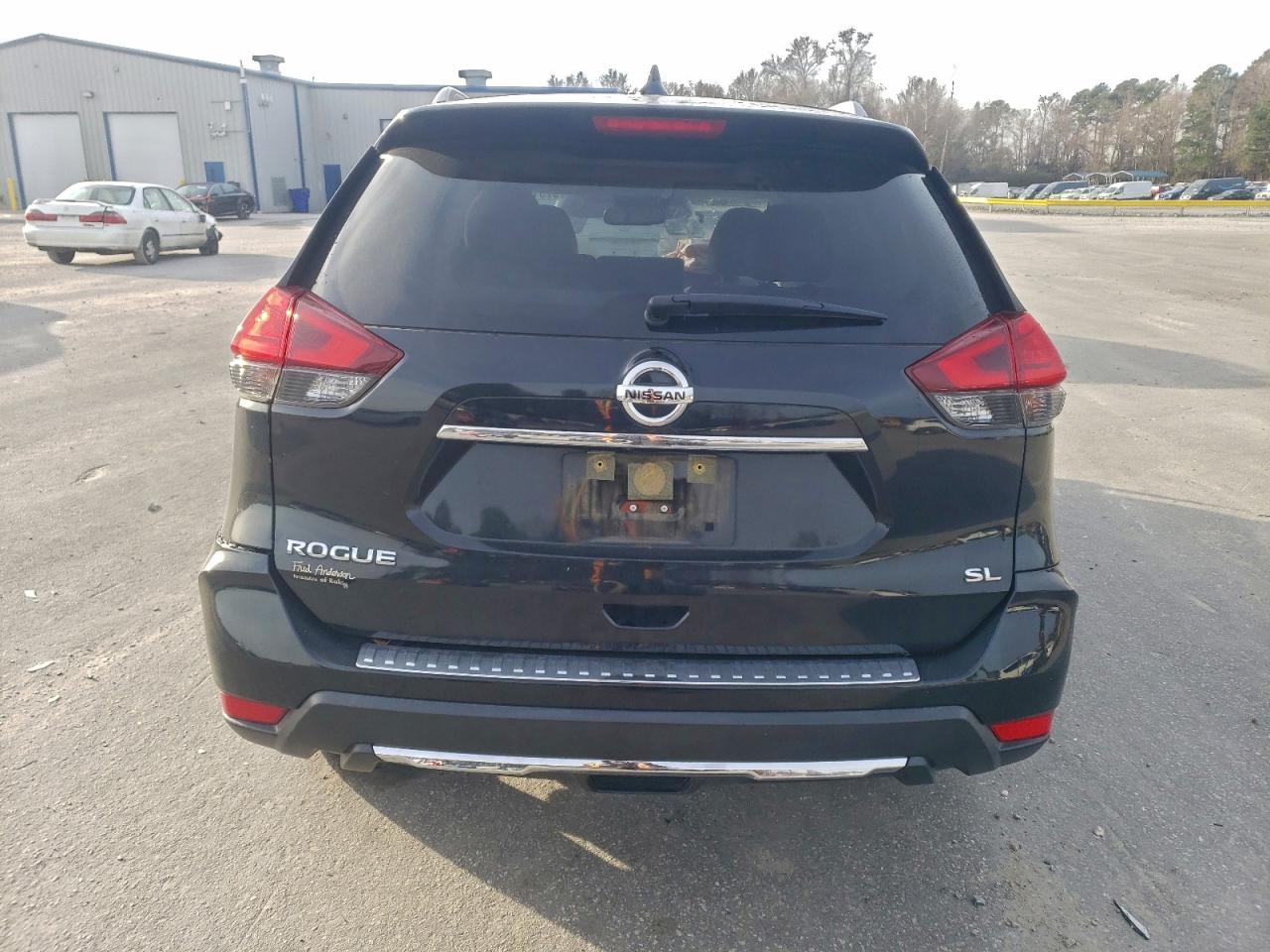 2017 NISSAN ROGUE S photo 6