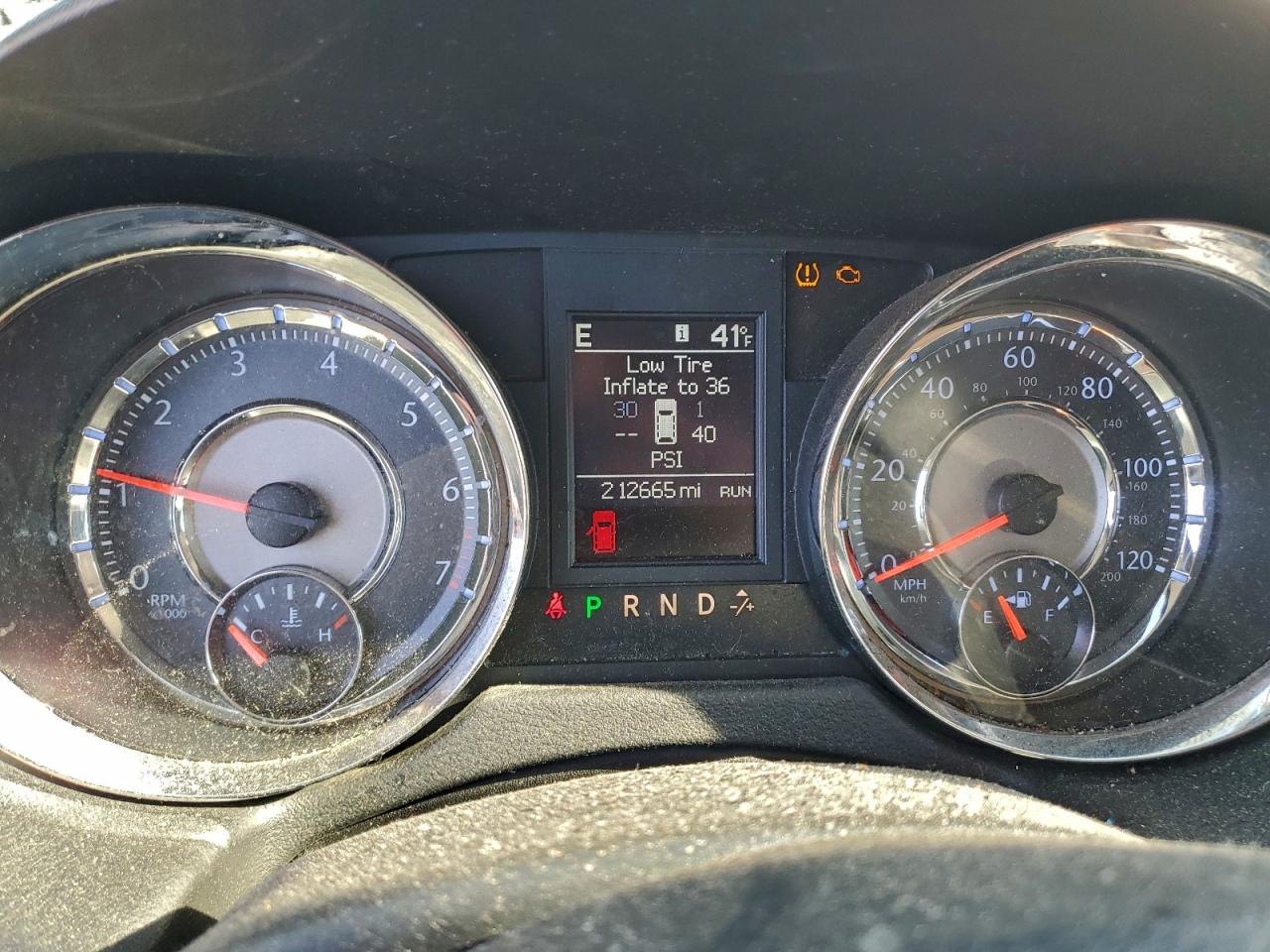 2013 CHRYSLER TOWN & COUNTRY TOURING L photo 9