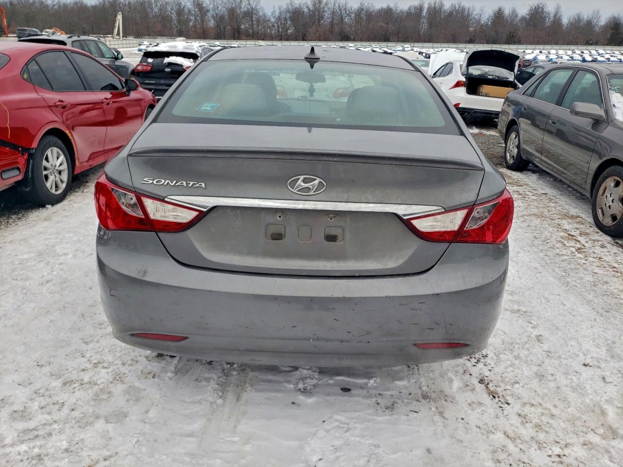 2013 HYUNDAI SONATA GLS photo 11