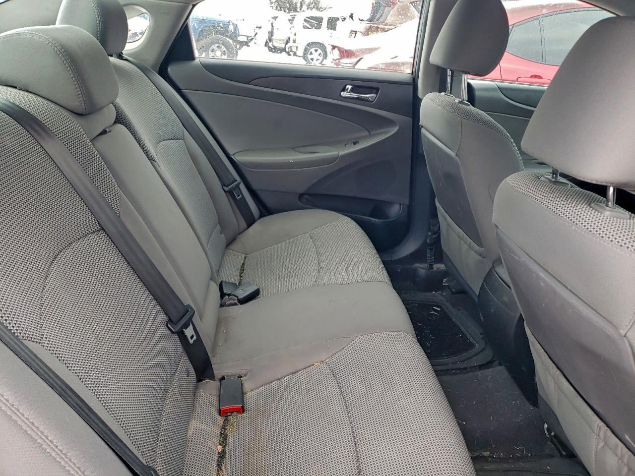 2013 HYUNDAI SONATA GLS photo 19