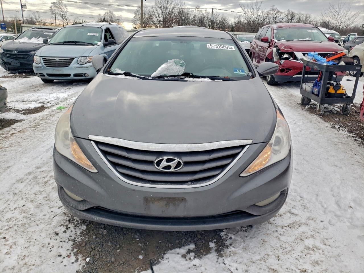 2013 HYUNDAI SONATA GLS photo 9