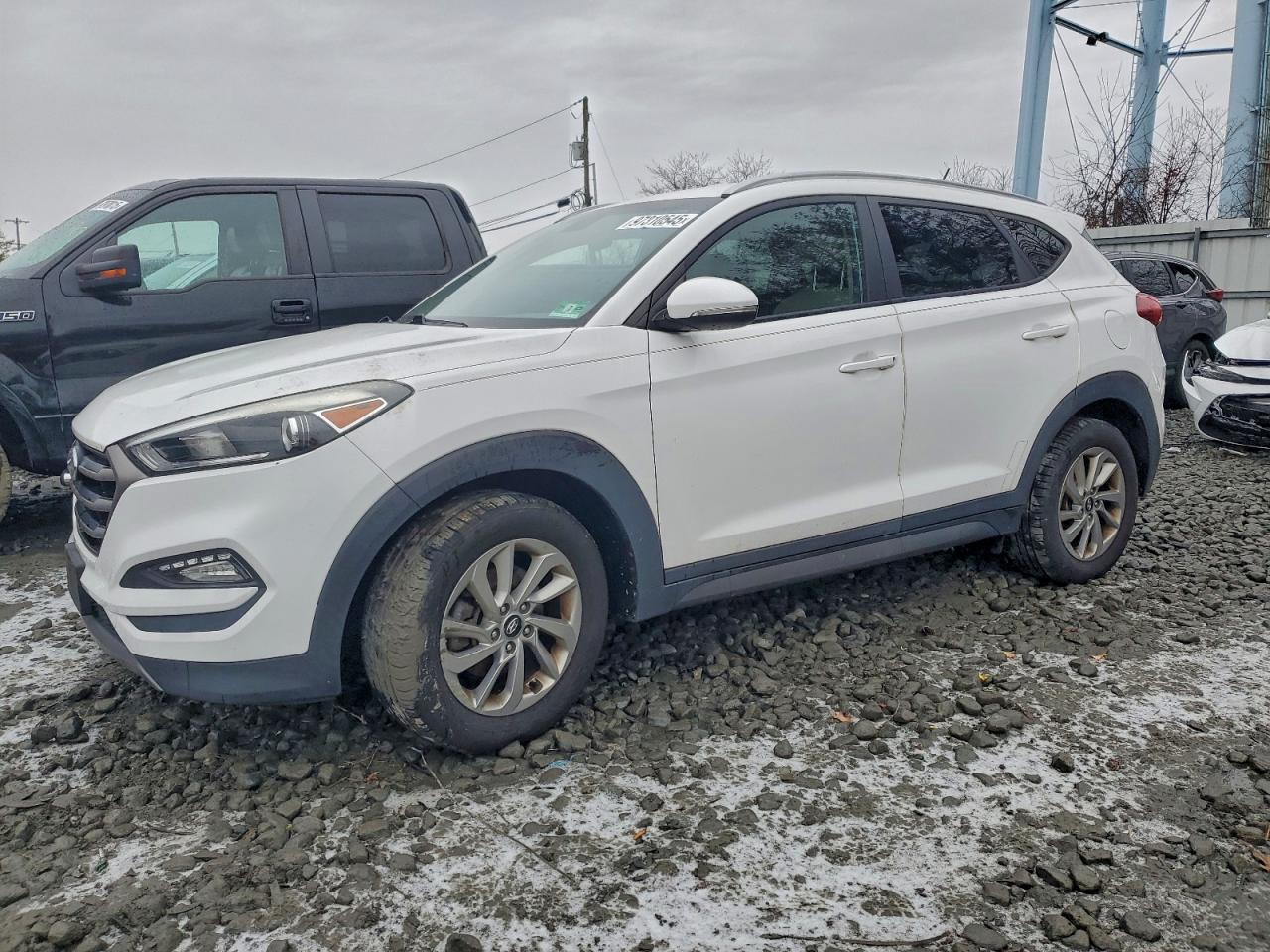 2016 HYUNDAI TUCSON
