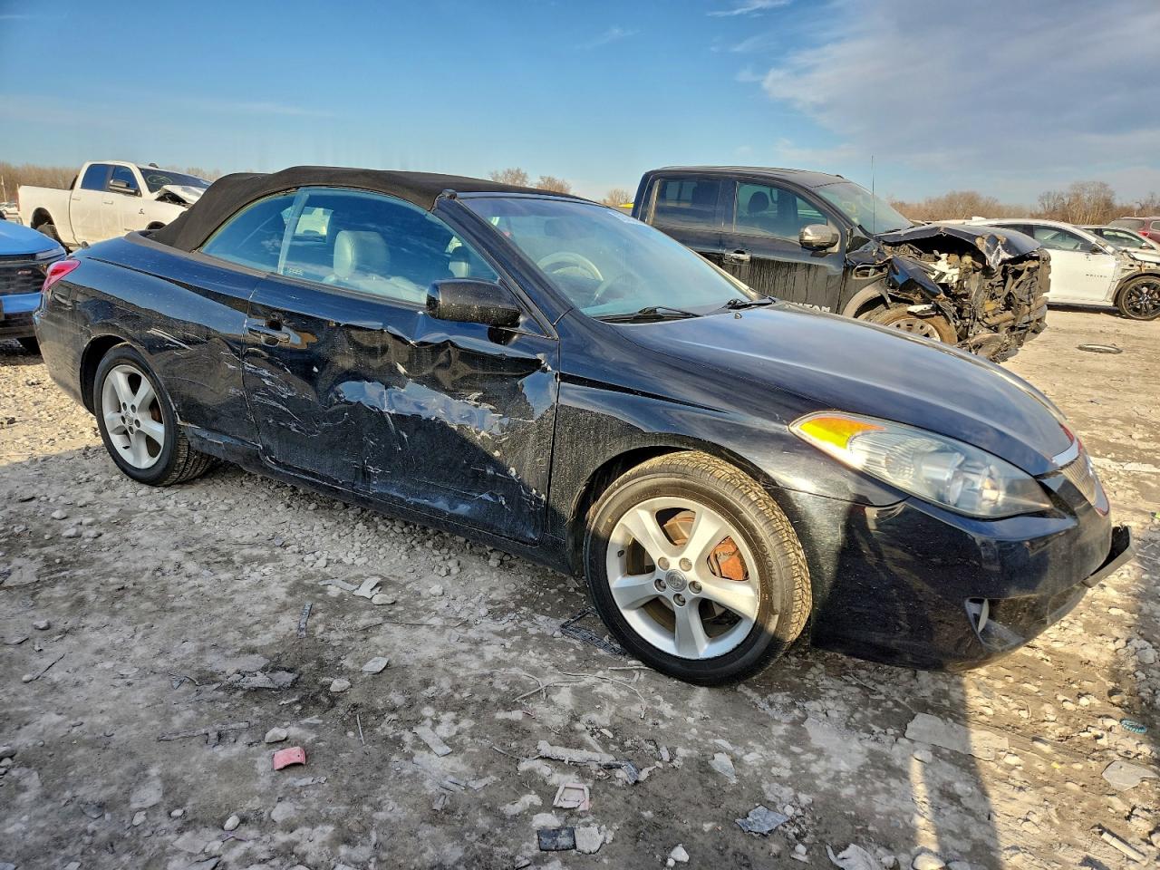2005 TOYOTA CAMRY SOLARA SE photo 4