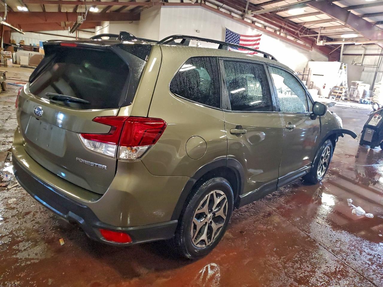 2024 SUBARU FORESTER PREMIUM photo 3
