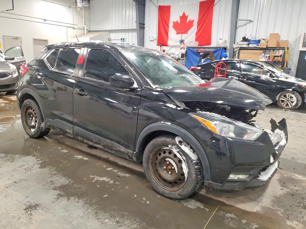 2019 NISSAN KICKS S photo 4