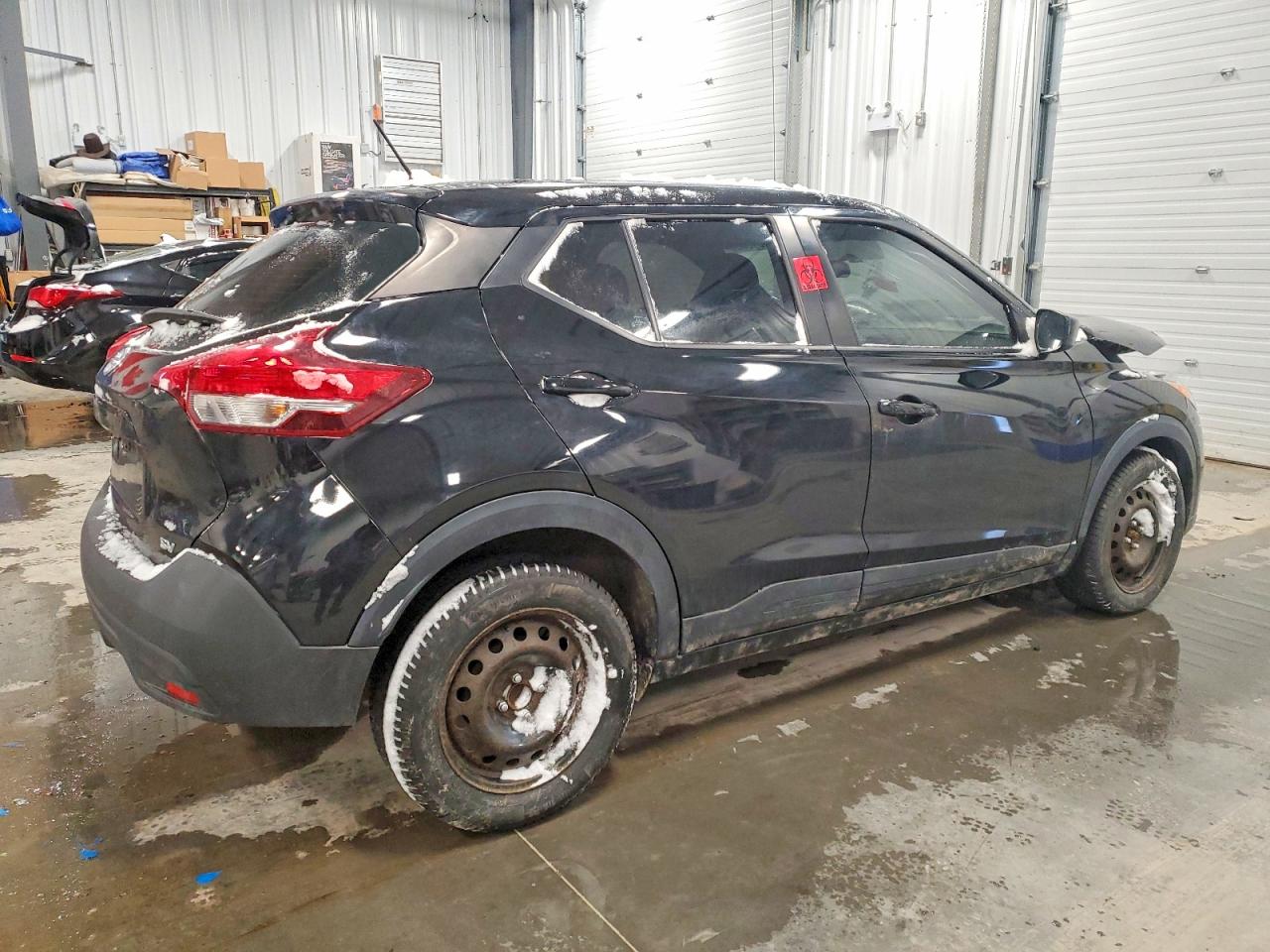 2019 NISSAN KICKS S photo 3