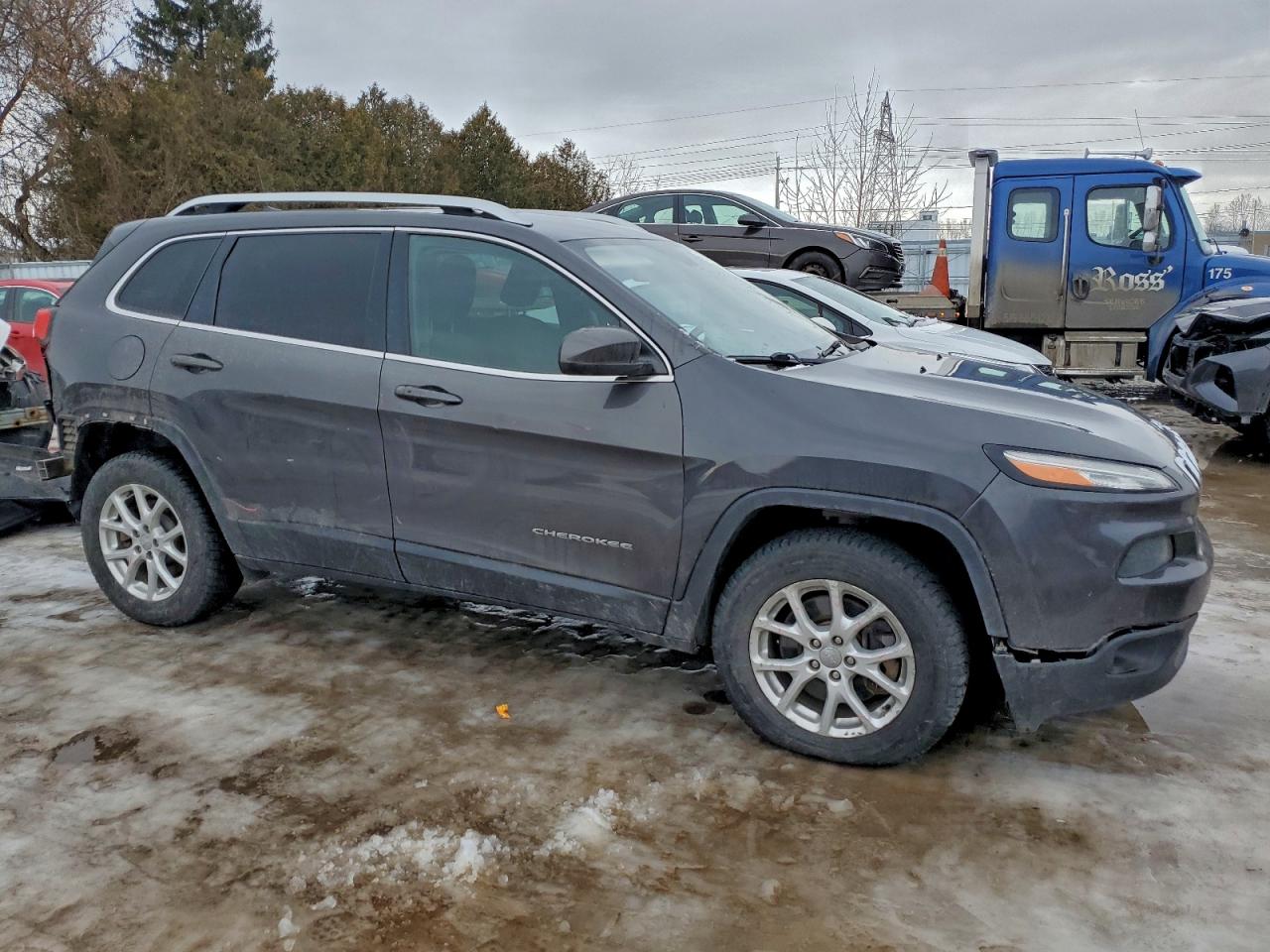 2018 JEEP CHEROKEE LATITUDE photo 4