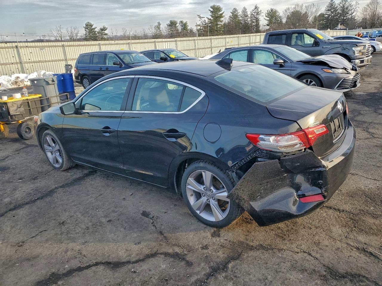 2015 ACURA ILX 20 PREMIUM photo 2