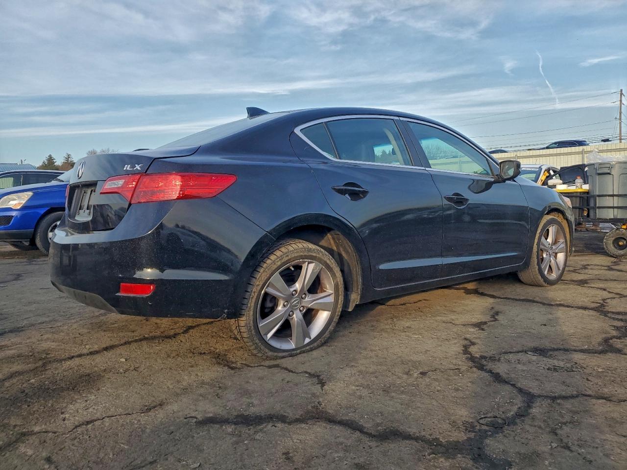 2015 ACURA ILX 20 PREMIUM photo 3