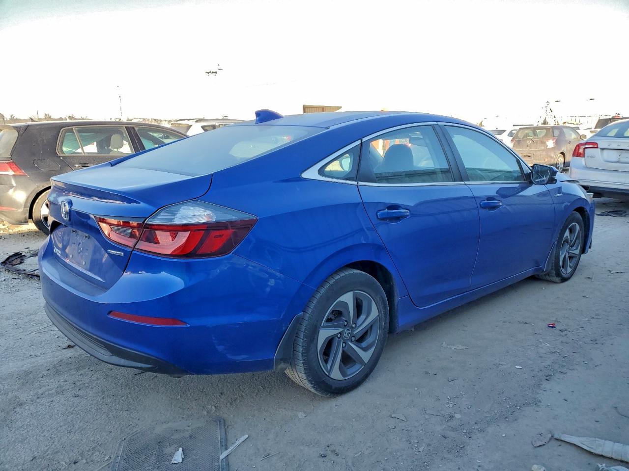 2019 HONDA INSIGHT EX photo 3