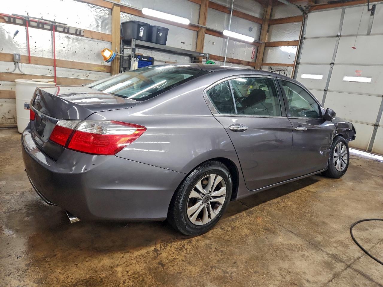 2015 HONDA ACCORD LX photo 3