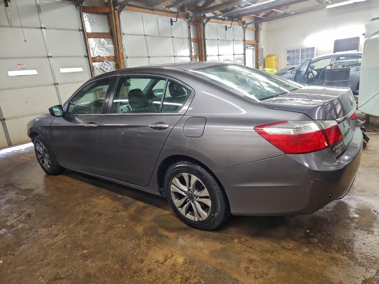 2015 HONDA ACCORD LX photo 2