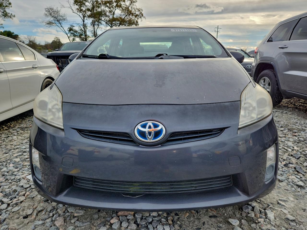 2010 TOYOTA PRIUS photo 9