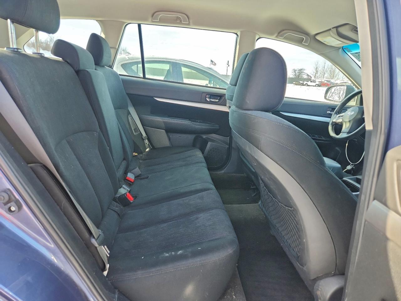 2014 SUBARU OUTBACK 2.5I photo 11