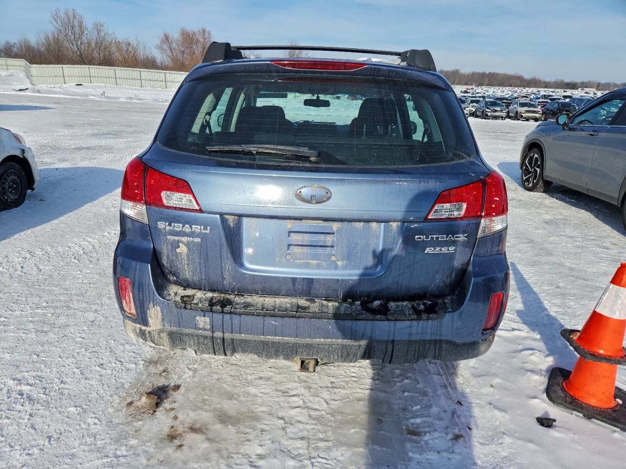2014 SUBARU OUTBACK 2.5I photo 6