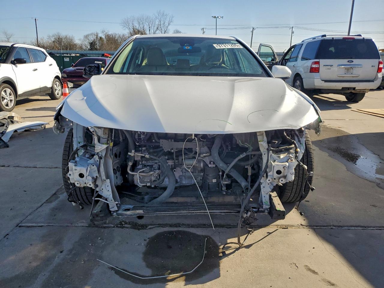 2019 TOYOTA CAMRY L photo 5