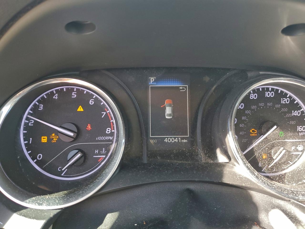 2019 TOYOTA CAMRY L photo 9