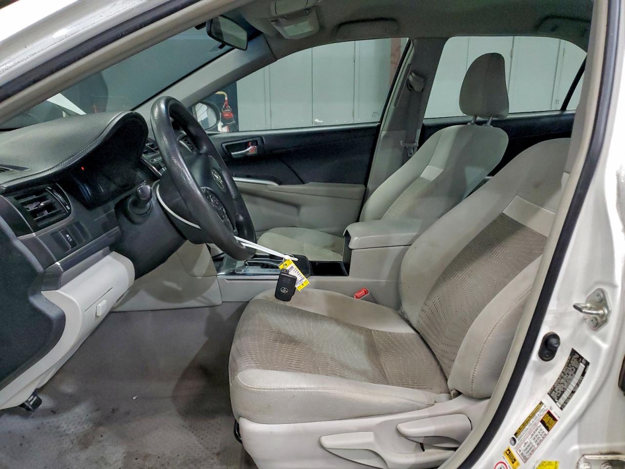2013 TOYOTA CAMRY HYBRID photo 7