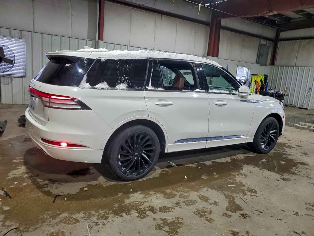 2021 LINCOLN AVIATOR RESERVE photo 5