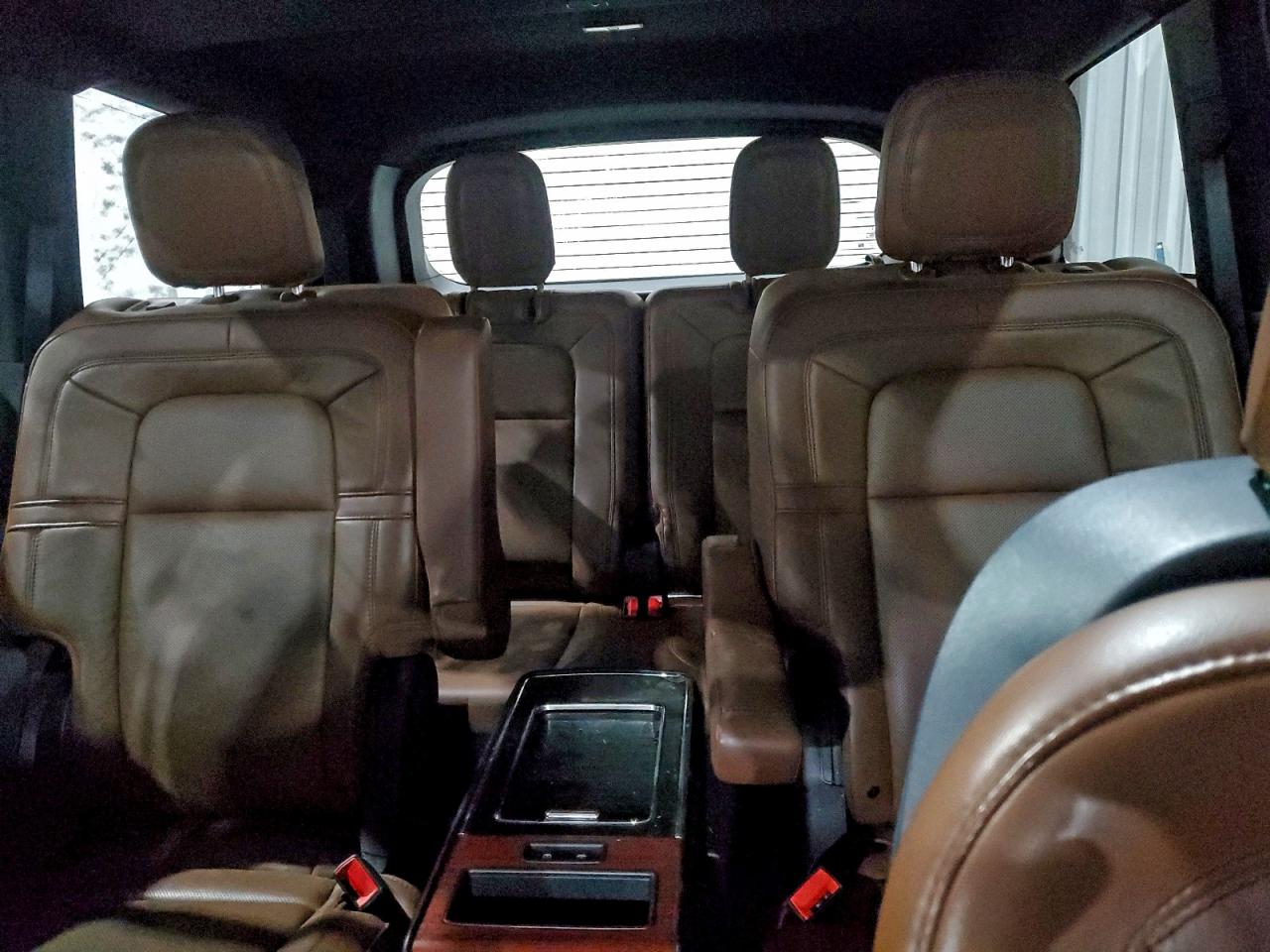 2021 LINCOLN AVIATOR RESERVE photo 19