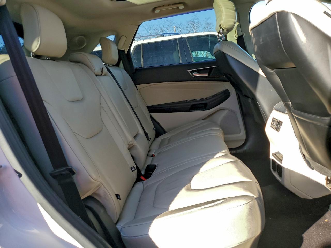 2016 FORD EDGE photo 31