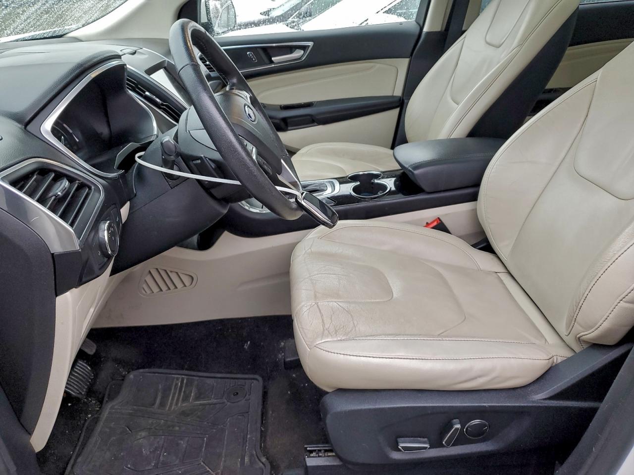 2016 FORD EDGE photo 19