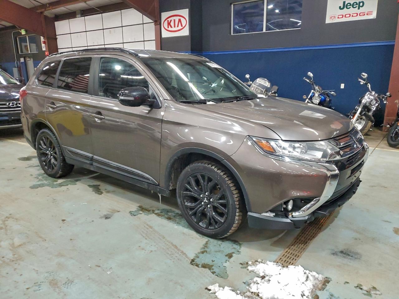 2018 MITSUBISHI OUTLANDER SE photo 10