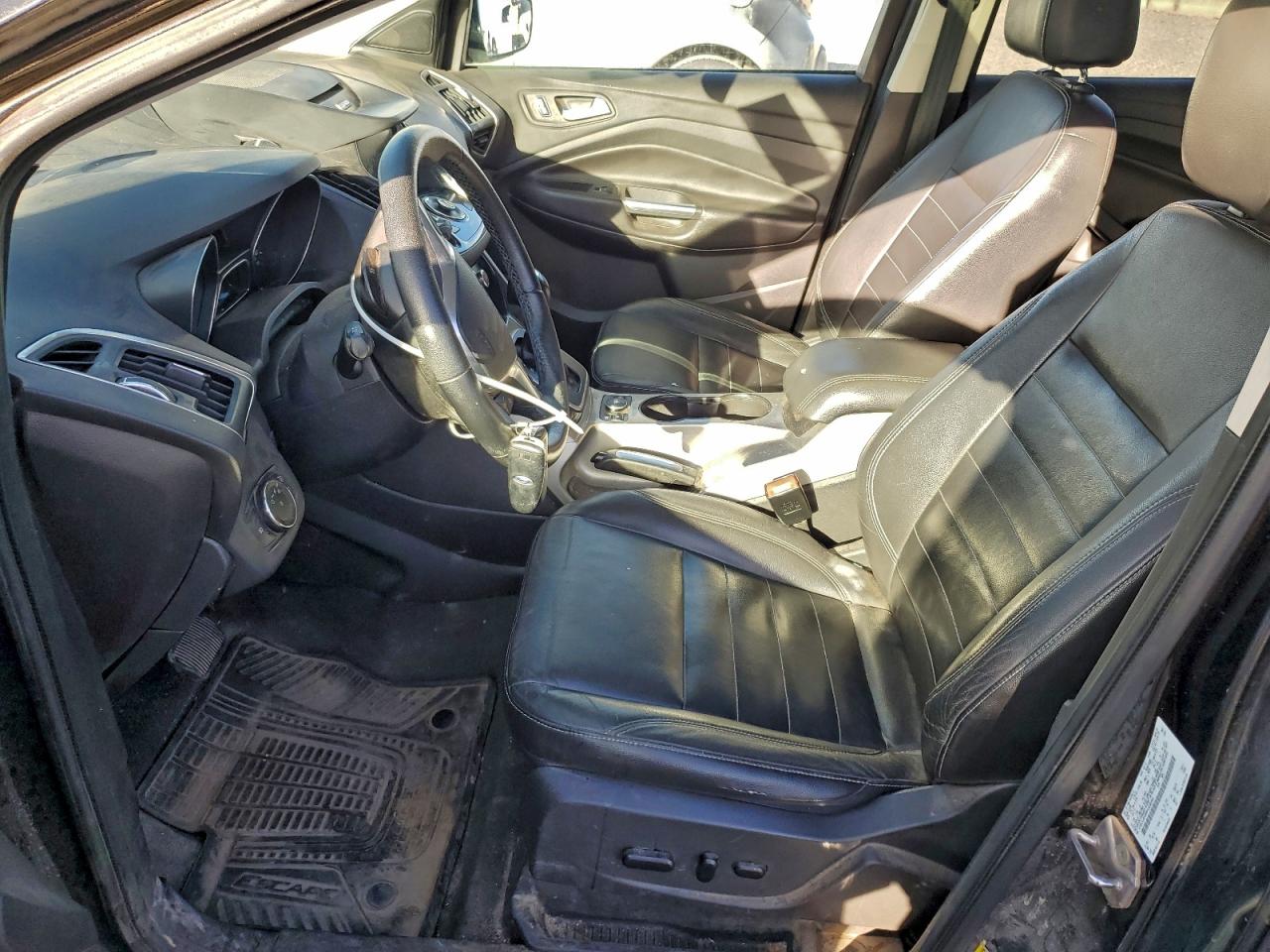 2013 FORD ESCAPE SEL photo 19