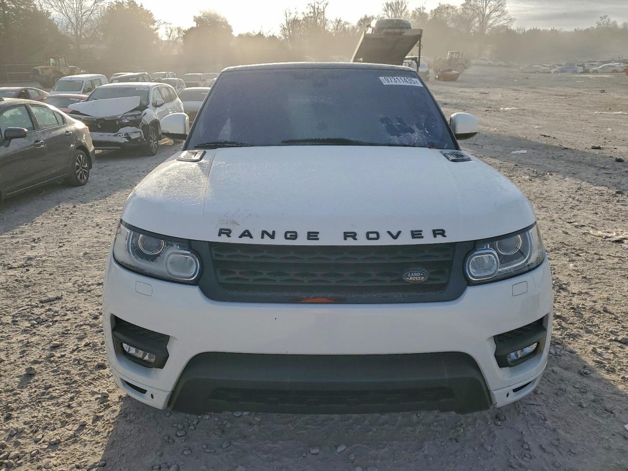 2016 LAND ROVER RANGE ROVER SPORT SE photo 5